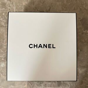 CHANEL Classic White Gift Box